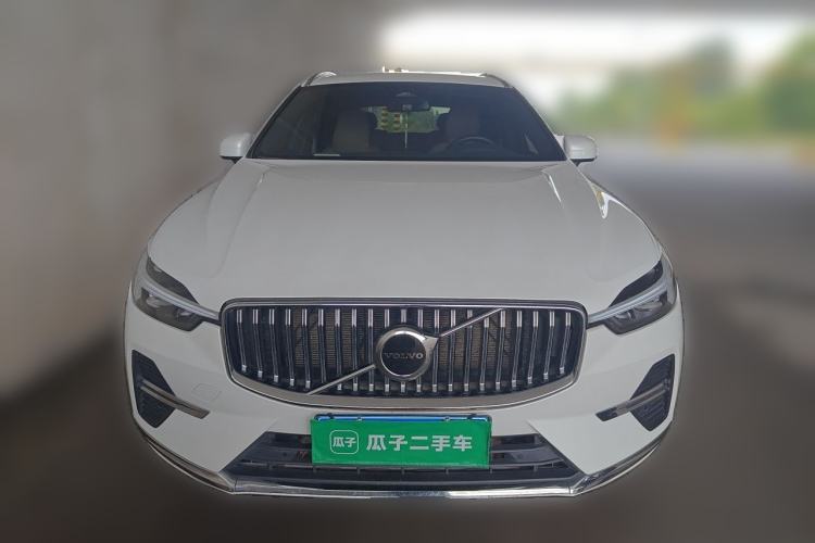 Used Volvo XC60 2025 B5 4x4 Smart Luxury Edition Front