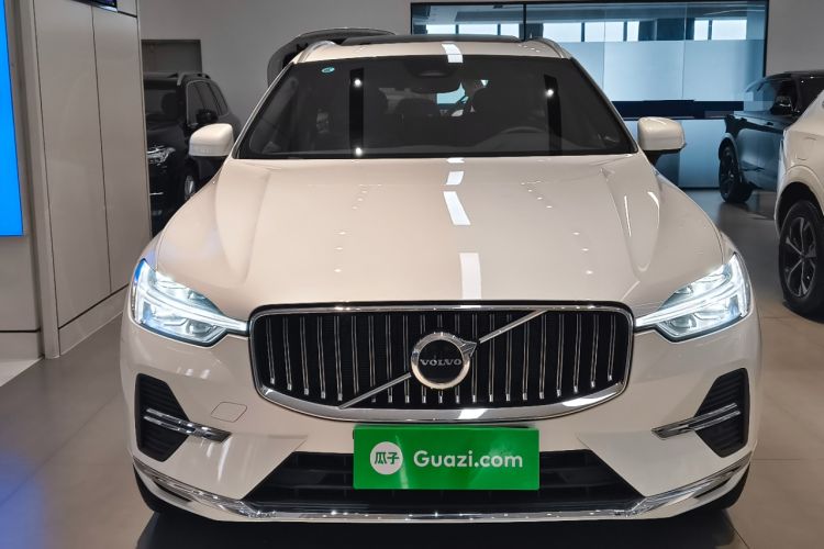 Used Volvo XC60 2025 B5 Four-Wheel Drive Smart & Advanced Luxury Edition Front