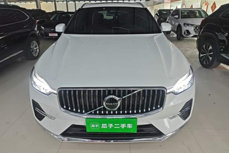 Used Volvo XC60 2025 B5 4x4 Smart Luxury Edition Front