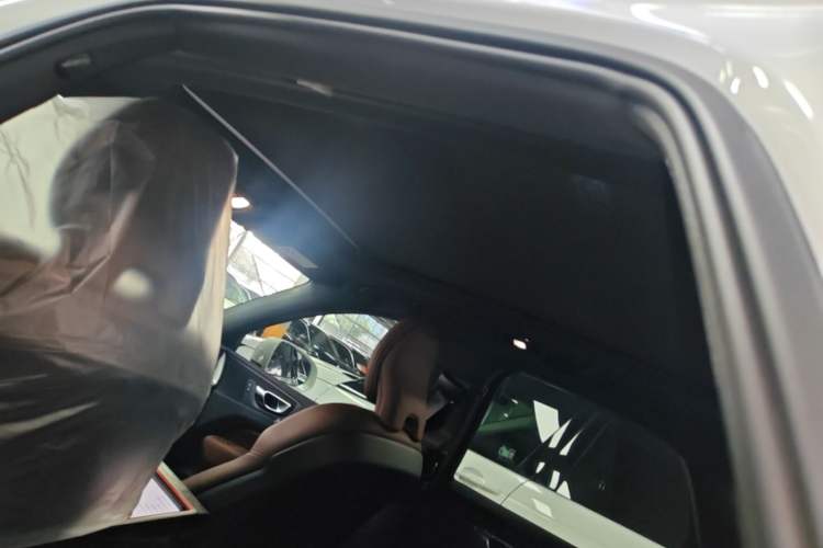 Used Volvo XC60 2025 B5 4x4 Smart Luxury Edition Headliner