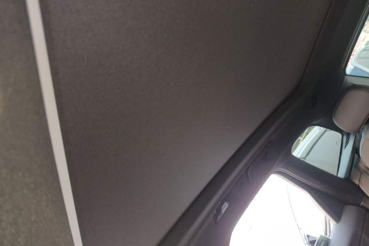 Used Volvo XC60 2025 B5 4x4 Smart & Advanced Sport Edition Headliner