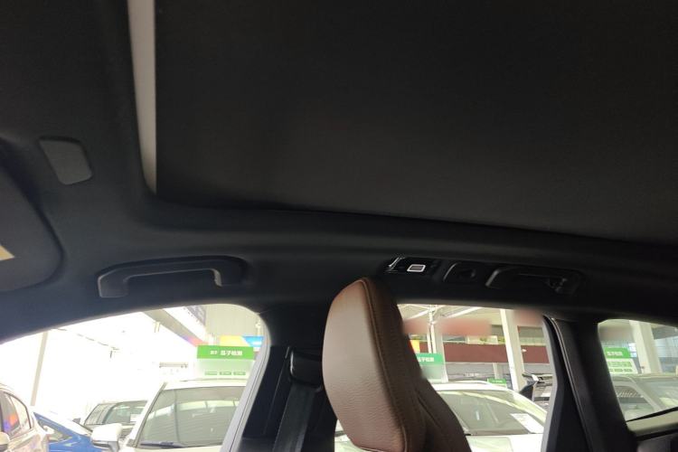 Used Volvo XC60 2025 B5 4x4 Smart Luxury Edition Headliner