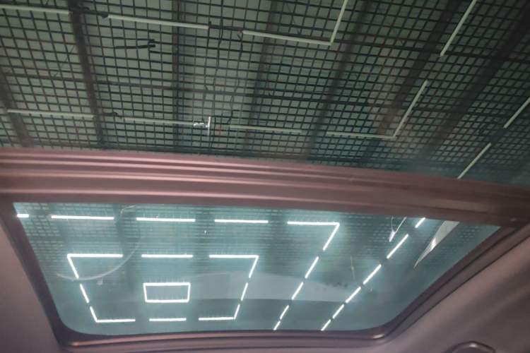 Used Volvo XC60 2025 B5 4x4 Smart Luxury Edition Headliner