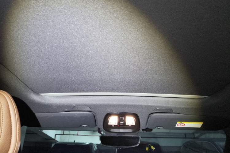 Used Volvo XC60 2025 B5 Four-Wheel Drive Smart & Advanced Luxury Edition Headliner