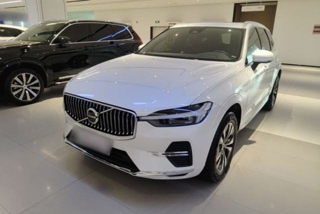 Used Volvo XC60 2025 B5 4x4 Smart Luxury Edition