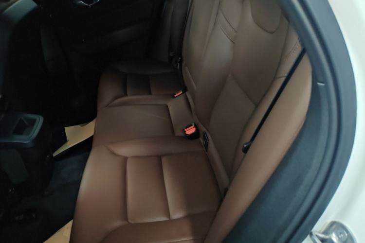 Used Volvo XC60 2025 B5 4x4 Smart Luxury Edition Left Rear Seat