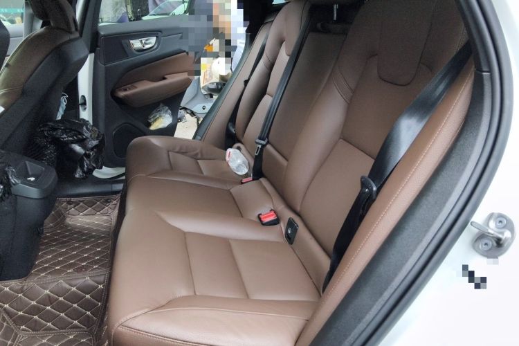 Used Volvo XC60 2025 B5 Four-Wheel Drive Smart & Advanced Luxury Edition Left Rear Seat