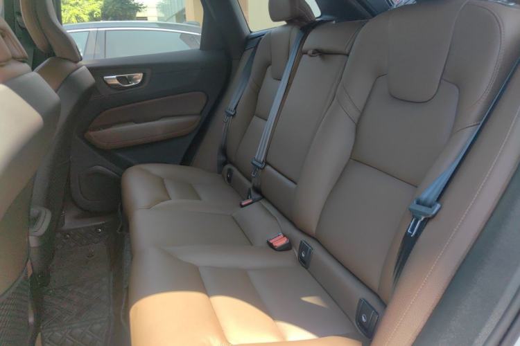 Used Volvo XC60 2025 B5 Four-Wheel Drive Smart & Advanced Luxury Edition Left Rear Seat