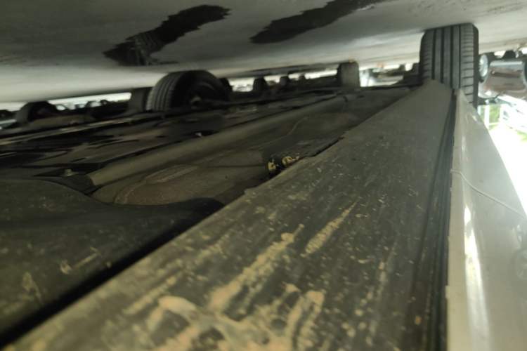 Used Volvo XC60 2025 B5 Four-Wheel Drive Smart & Advanced Luxury Edition Left Side Sill