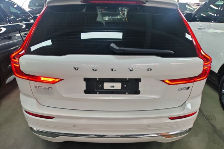 Used Volvo XC60 2025 B5 4x4 Smart Luxury Edition Rear