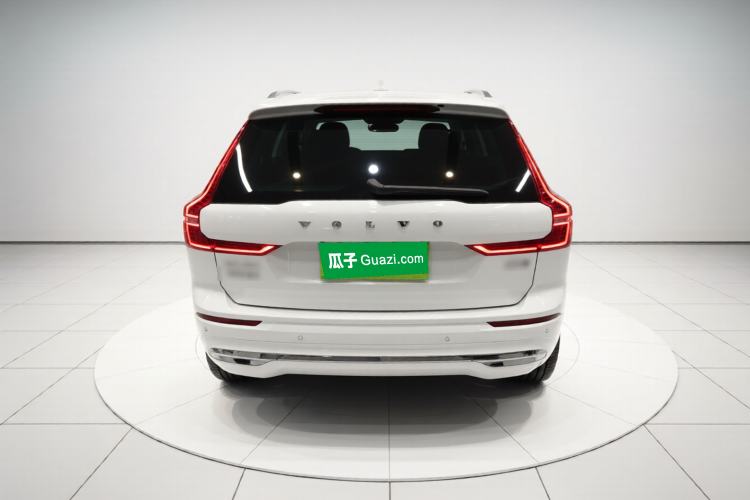 Used Volvo XC60 2025 B5 4x4 Smart Luxury Edition Rear