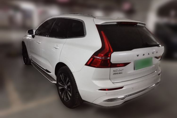 Used Volvo XC60 2025 B5 4x4 Smart Luxury Edition Rear Left 45 Deg