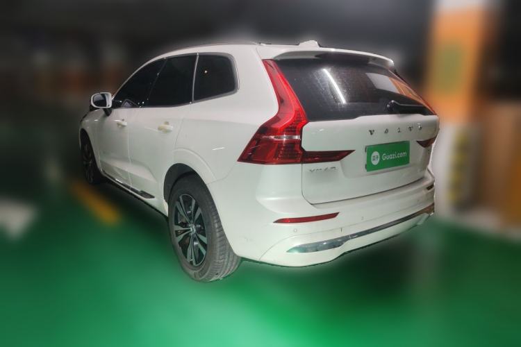 Used Volvo XC60 2025 B5 4x4 Smart Luxury Edition Rear Left 45 Deg