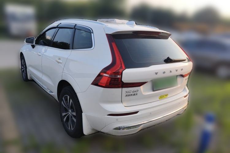 Used Volvo XC60 2025 B5 4x4 Smart Luxury Edition Rear Left 45 Deg