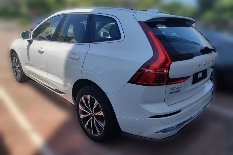 Used Volvo XC60 2025 B5 Four-Wheel Drive Smart & Advanced Luxury Edition Rear Left 45 Deg