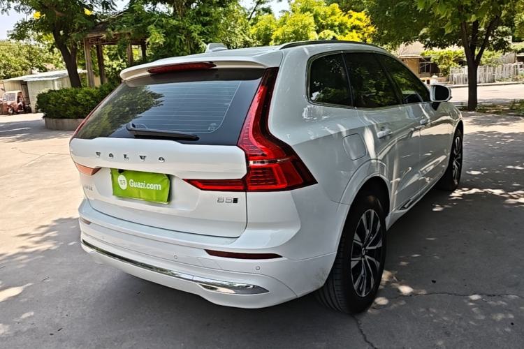 Used Volvo XC60 2025 B5 Four-Wheel Drive Smart & Advanced Luxury Edition Rear Right 45 Deg