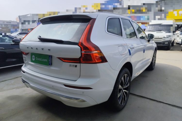 Used Volvo XC60 2025 B5 Four-Wheel Drive Smart & Advanced Luxury Edition Rear Right 45 Deg