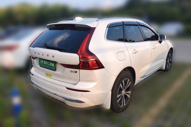 Used Volvo XC60 2025 B5 4x4 Smart Luxury Edition Rear Right 45 Deg