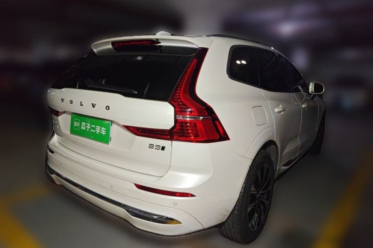 Used Volvo XC60 2025 B5 Four-Wheel Drive Smart & Advanced Luxury Edition Rear Right 45 Deg