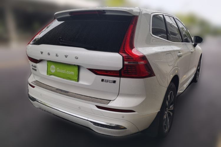 Used Volvo XC60 2025 B5 4x4 Smart Luxury Edition Rear Right 45 Deg