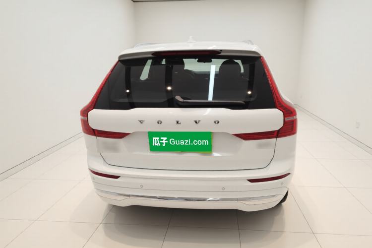 Used Volvo XC60 2025 B5 4x4 Smart Luxury Edition Rear