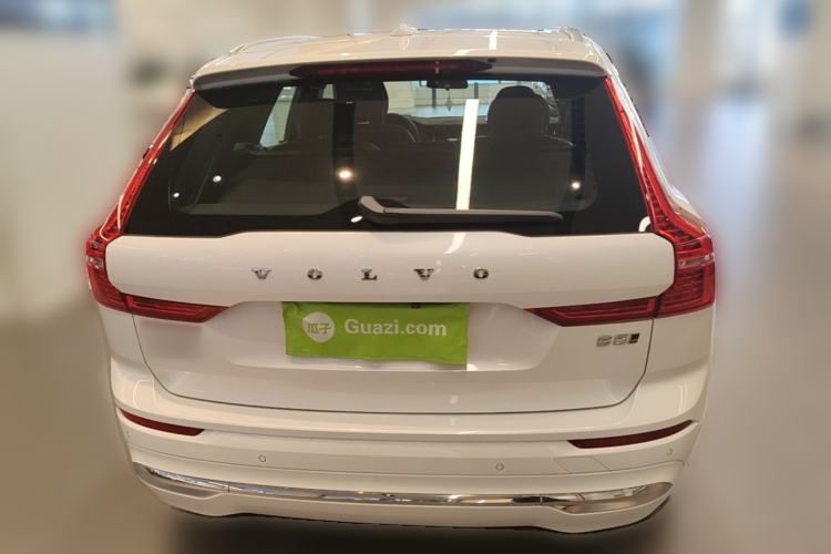 Used Volvo XC60 2025 B5 4x4 Smart Luxury Edition Rear