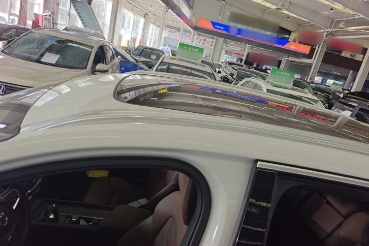 Used Volvo XC60 2025 B5 4x4 Smart Luxury Edition Roof