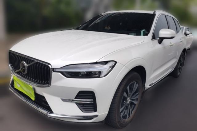 Used Volvo XC60 2025 B5 4x4 Smart Luxury Edition