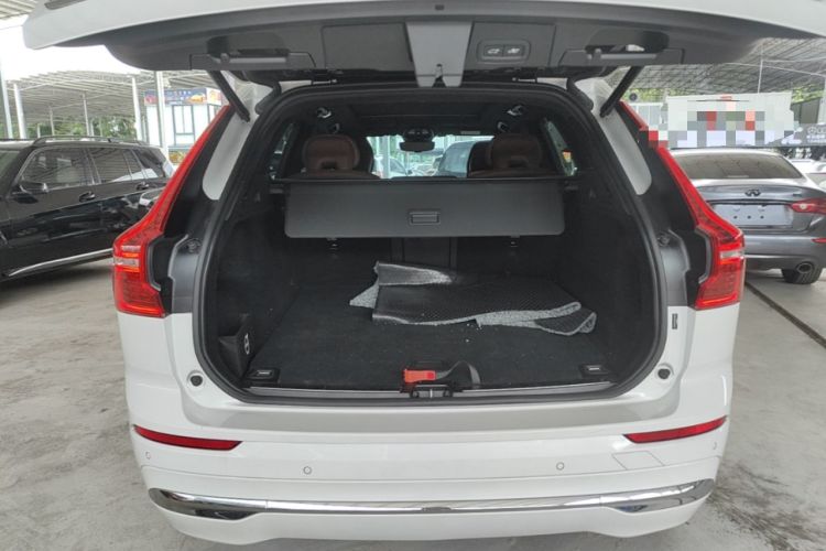 Used Volvo XC60 2025 B5 Four-Wheel Drive Smart & Advanced Luxury Edition Trunk