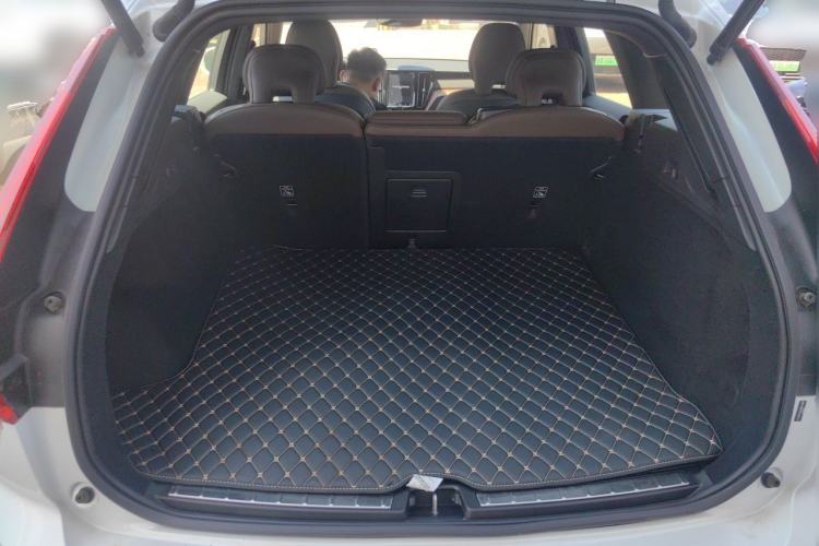 Used Volvo XC60 2025 B5 Four-Wheel Drive Smart & Advanced Luxury Edition Trunk