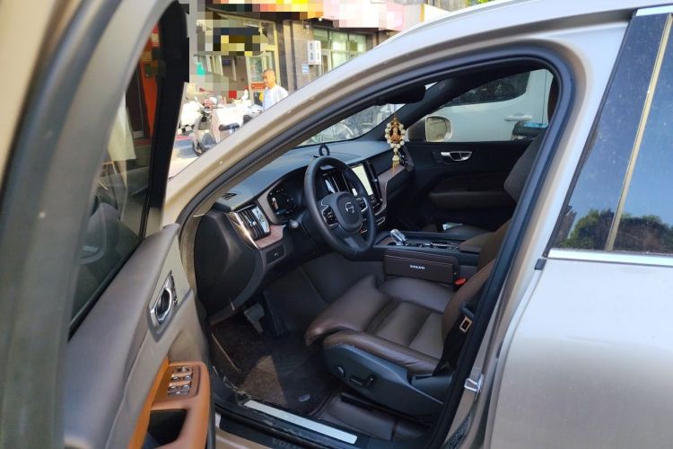 Used Volvo XC60 2025 B5 Four-Wheel Drive Smart & Advanced Luxury Edition Driver Seat