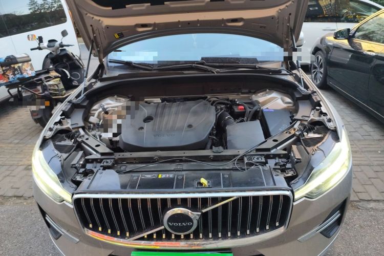 Used Volvo XC60 2025 B5 Four-Wheel Drive Smart & Advanced Luxury Edition Engine Bay