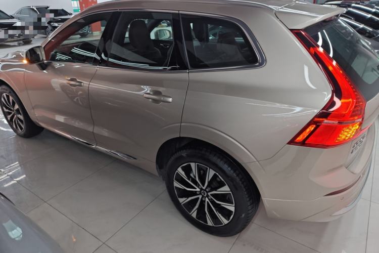 Used Volvo XC60 2025 B5 Four-Wheel Drive Smart & Advanced Luxury Edition Exterior 3