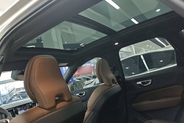 Used Volvo XC60 2025 B5 Four-Wheel Drive Smart & Advanced Luxury Edition Headliner