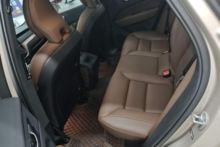 Used Volvo XC60 2025 B5 Four-Wheel Drive Smart & Advanced Luxury Edition Interior 4