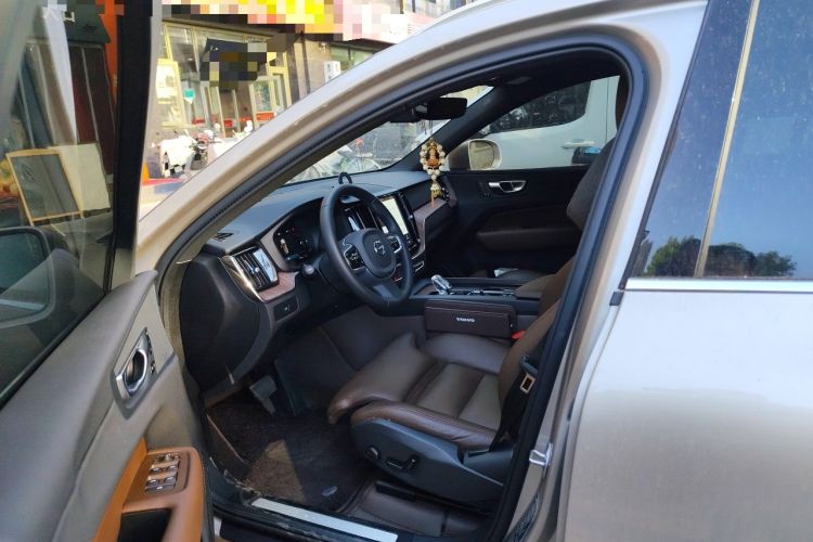 Used Volvo XC60 2025 B5 Four-Wheel Drive Smart & Advanced Luxury Edition Left Front Seat