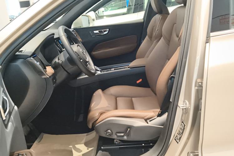 Used Volvo XC60 2025 B5 Four-Wheel Drive Smart & Advanced Luxury Edition Left Front Seat