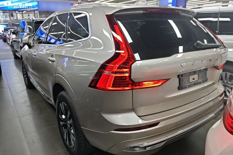 Used Volvo XC60 2025 B5 4x4 Smart Luxury Edition Rear Left 45 Deg