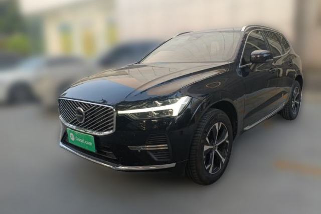 Ojetý Volvo XC60 2026 B5 4x4 Smart Luxury Edition