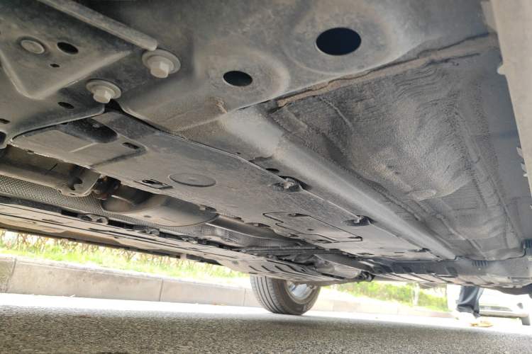 Used Volvo XC60 2026 B5 4x4 Smart Luxury Edition Chassis Front Left