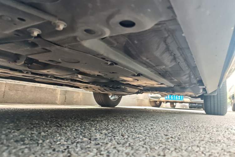 Used Volvo XC60 2026 B5 4x4 Smart Luxury Edition Chassis Front Left