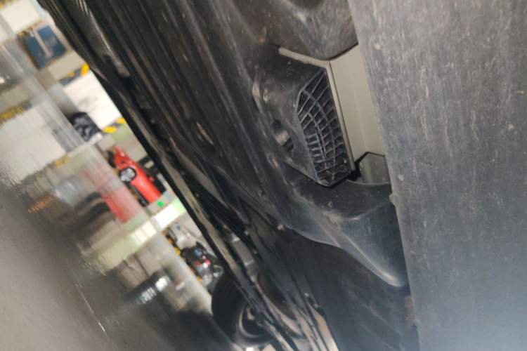 Used Volvo XC60 2026 B5 4x4 Smart Luxury Edition Chassis Rear Right