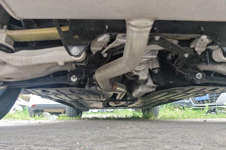Used Volvo XC60 2026 B5 4x4 Smart Luxury Edition Chassis Rear