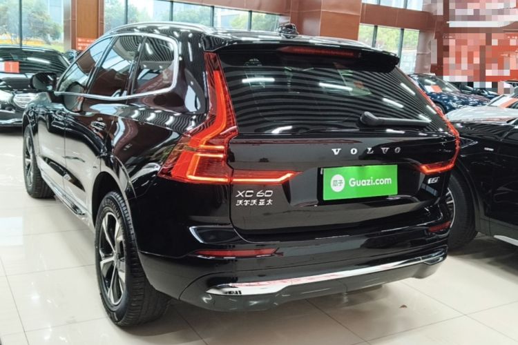 Used Volvo XC60 2026 B5 4x4 Smart Luxury Edition Exterior 2
