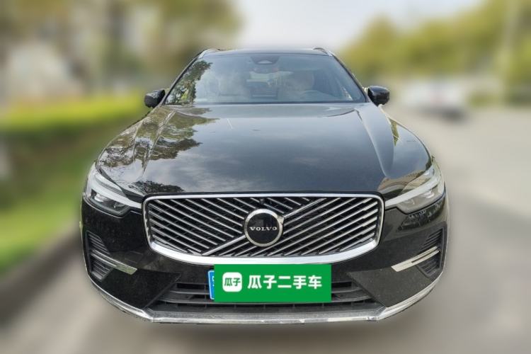 Used Volvo XC60 2026 B5 4x4 Smart Luxury Edition Front