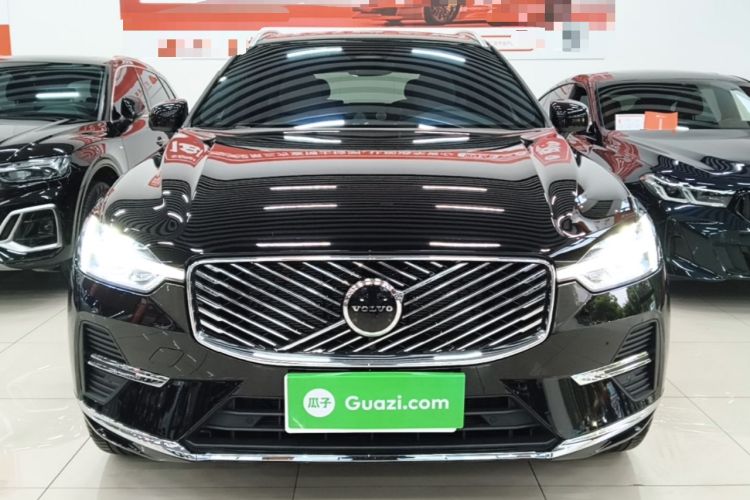 Used Volvo XC60 2026 B5 4x4 Smart Luxury Edition Front