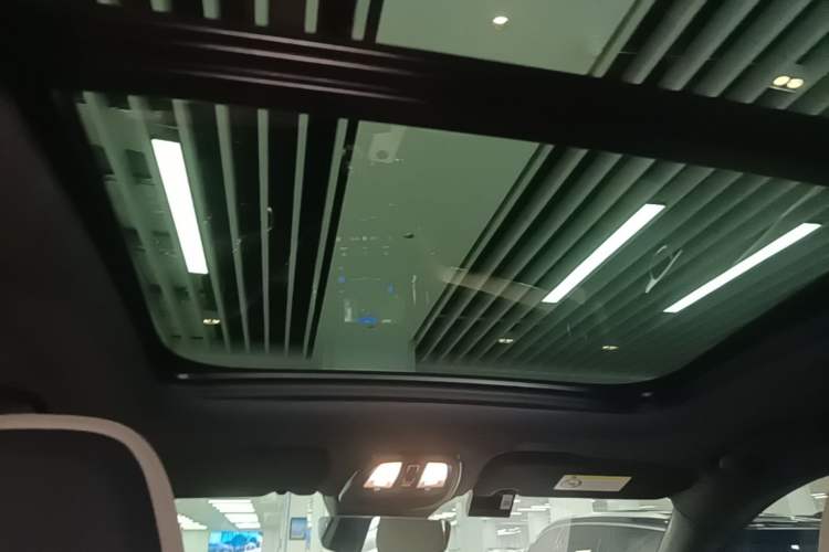 Used Volvo XC60 2026 B5 4x4 Smart Luxury Edition Headliner