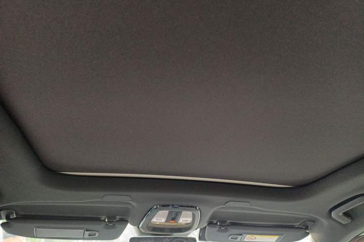 Used Volvo XC60 2026 B5 4x4 Smart Luxury Edition Headliner
