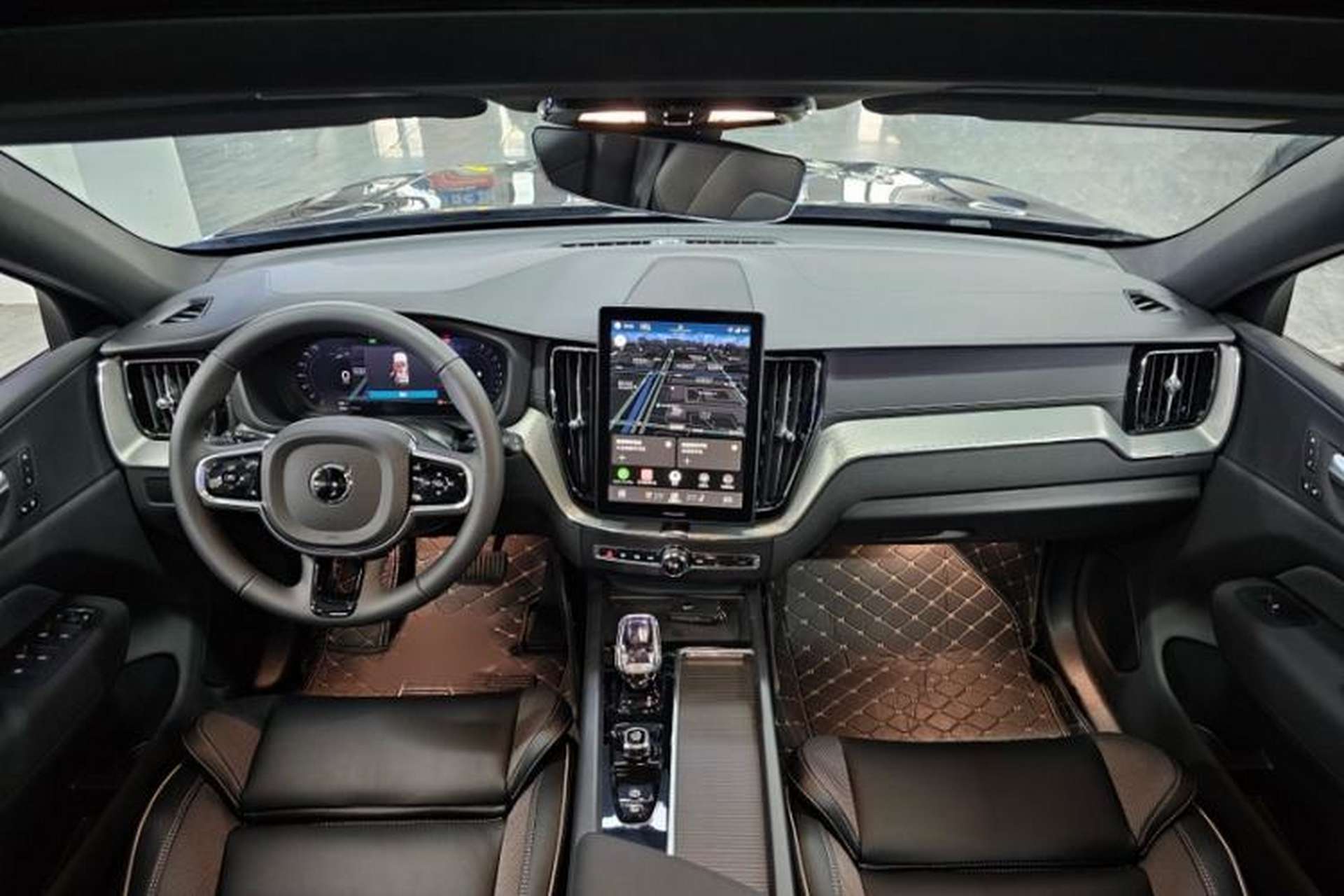 Used Volvo XC60 2026 B5 4x4 Smart Range Extreme Night Black Edition Interior 6