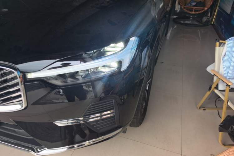 Used Volvo XC60 2026 B5 4x4 Smart Luxury Edition Left Front Headlight